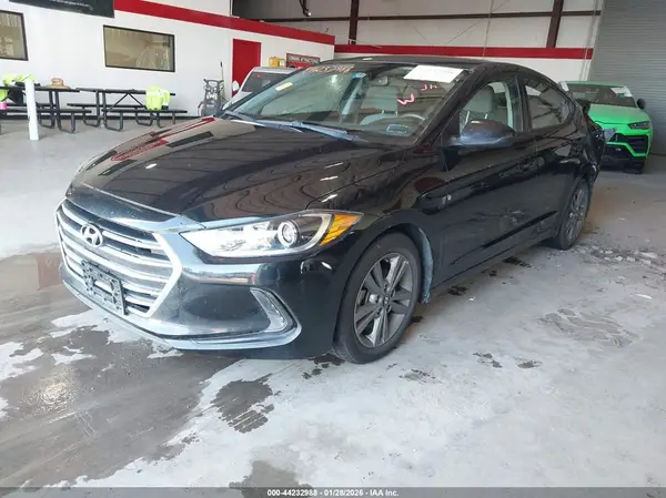 5NPD84LF0JH342733 2018 HYUNDAI ELANTRA - Image 2