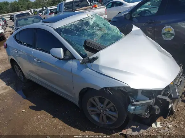 5NPD84LF0JH342750 2018 HYUNDAI ELANTRA - Image 1