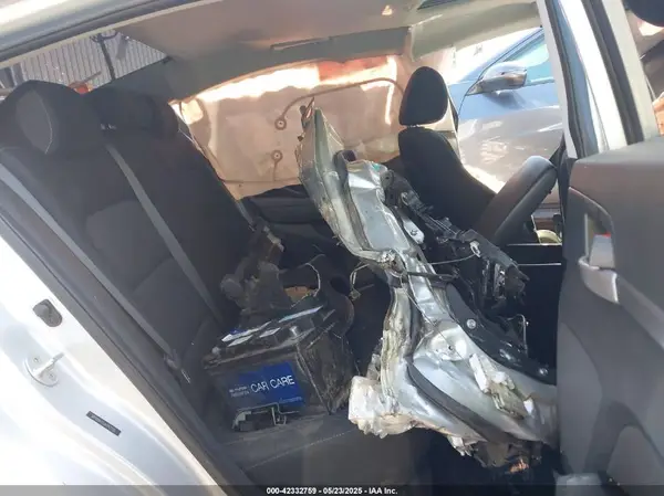 5NPD84LF0JH342750 2018 HYUNDAI ELANTRA - Image 8