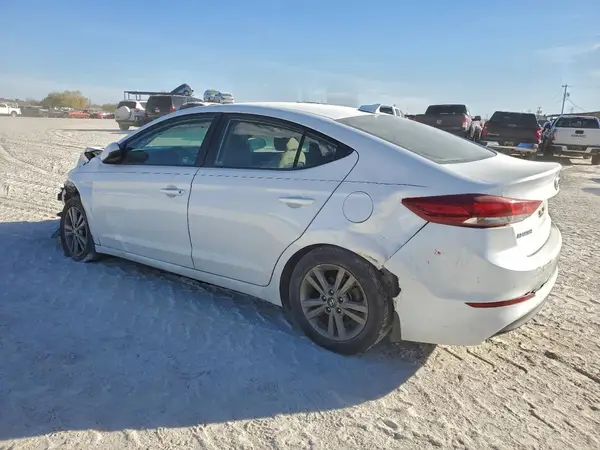 5NPD84LF0JH343137 2018 HYUNDAI ELANTRA - Image 2