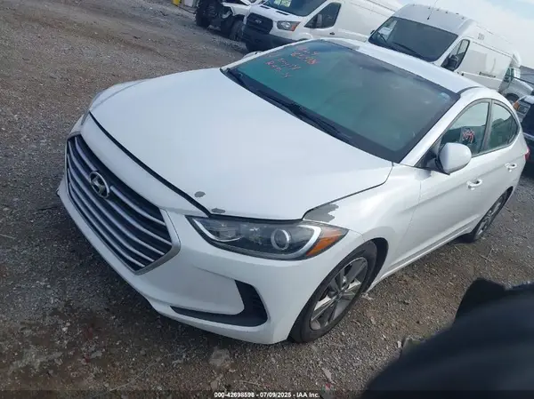 5NPD84LF0JH345079 2018 HYUNDAI ELANTRA - Image 2