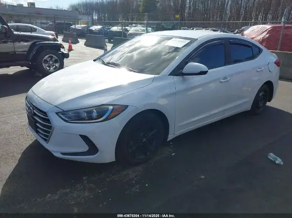 5NPD84LF0JH352453 2018 HYUNDAI ELANTRA - Image 2