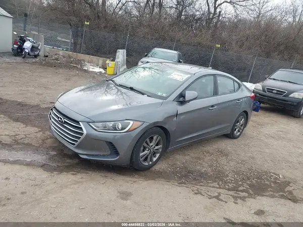 5NPD84LF0JH358818 2018 HYUNDAI ELANTRA - Image 2