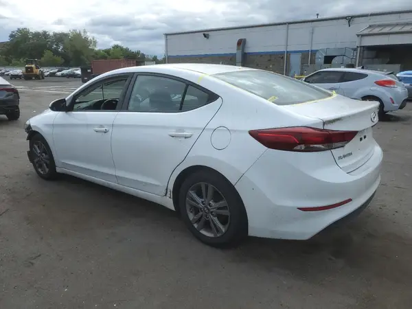 5NPD84LF0JH365218 2018 HYUNDAI ELANTRA - Image 2