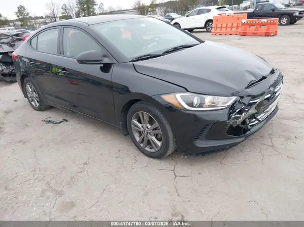 5NPD84LF0JH365655 2018 HYUNDAI ELANTRA - Image 1