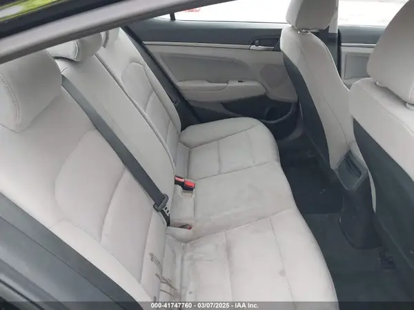 5NPD84LF0JH365655 2018 HYUNDAI ELANTRA - Image 8
