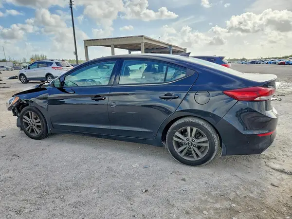 5NPD84LF0JH366577 2018 HYUNDAI ELANTRA - Image 2
