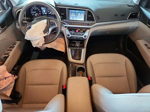 5NPD84LF0JH367647 2018 HYUNDAI ELANTRA - Image 8