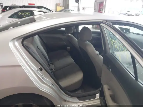 5NPD84LF0JH369267 2018 HYUNDAI ELANTRA - Image 8