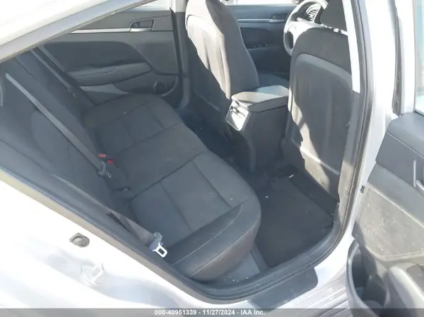 5NPD84LF0JH369270 2018 HYUNDAI ELANTRA - Image 8