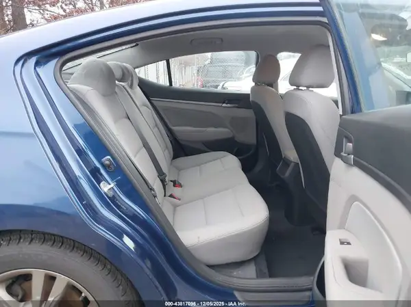 5NPD84LF0JH369656 2018 HYUNDAI ELANTRA - Image 8