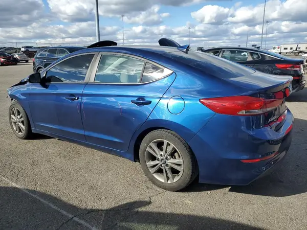 5NPD84LF0JH370242 2018 HYUNDAI ELANTRA - Image 2