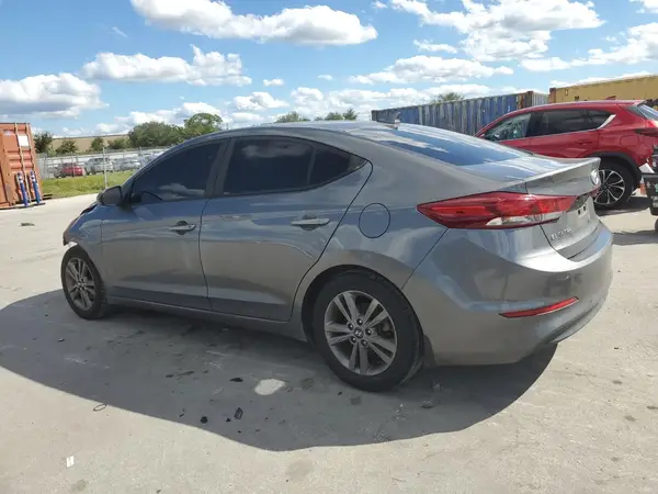 5NPD84LF0JH373979 2018 HYUNDAI ELANTRA - Image 2