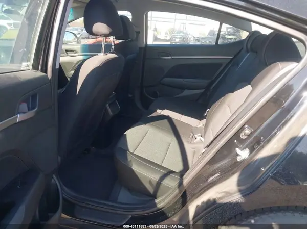 5NPD84LF0JH374288 2018 HYUNDAI ELANTRA - Image 8