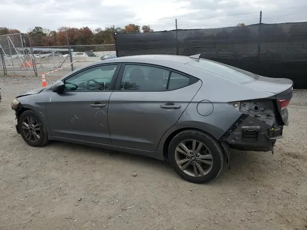 5NPD84LF0JH375778 2018 HYUNDAI ELANTRA - Image 2