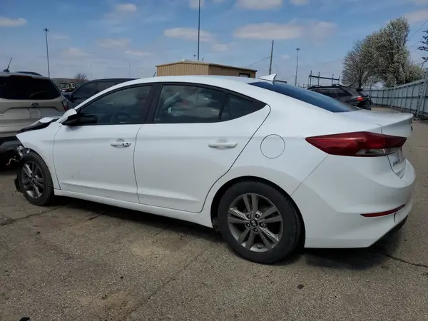 5NPD84LF0JH377434 2018 HYUNDAI ELANTRA - Image 2
