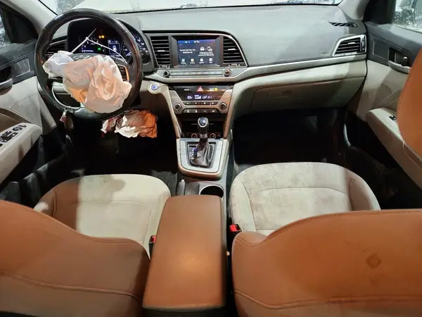 5NPD84LF0JH377479 2018 HYUNDAI ELANTRA - Image 8