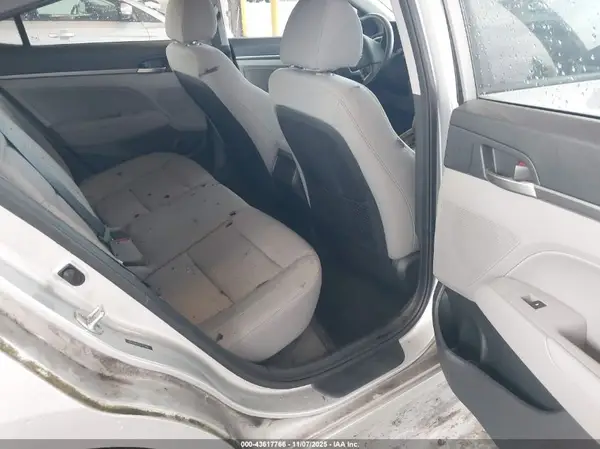 5NPD84LF0JH377966 2018 HYUNDAI ELANTRA - Image 8