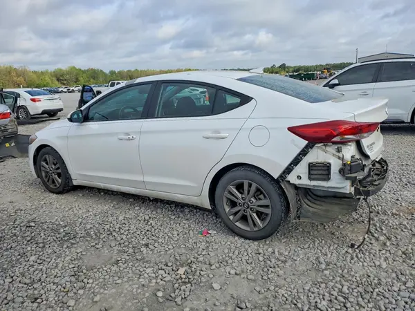 5NPD84LF0JH378888 2018 HYUNDAI ELANTRA - Image 2