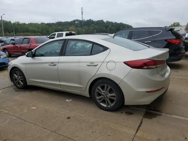 5NPD84LF0JH379958 2018 HYUNDAI ELANTRA - Image 2