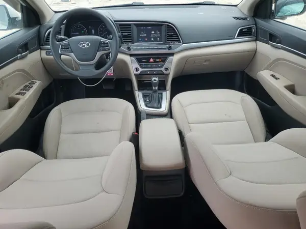 5NPD84LF0JH379992 2018 HYUNDAI ELANTRA - Image 8