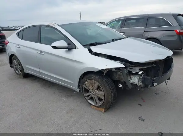5NPD84LF0JH380110 2018 HYUNDAI ELANTRA - Image 1
