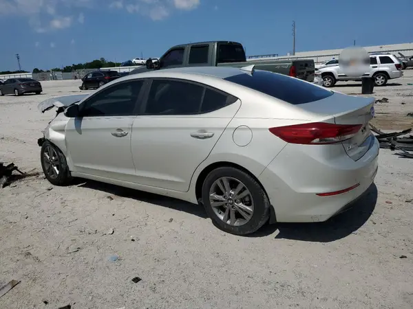 5NPD84LF0JH381483 2018 HYUNDAI ELANTRA - Image 2