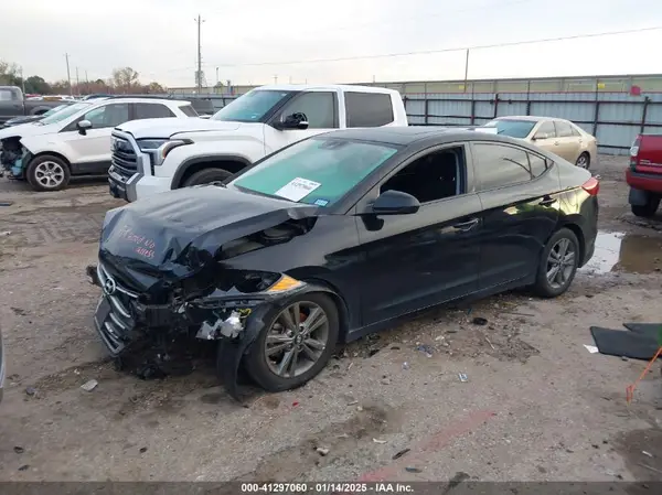 5NPD84LF0JH383105 2018 HYUNDAI ELANTRA - Image 2
