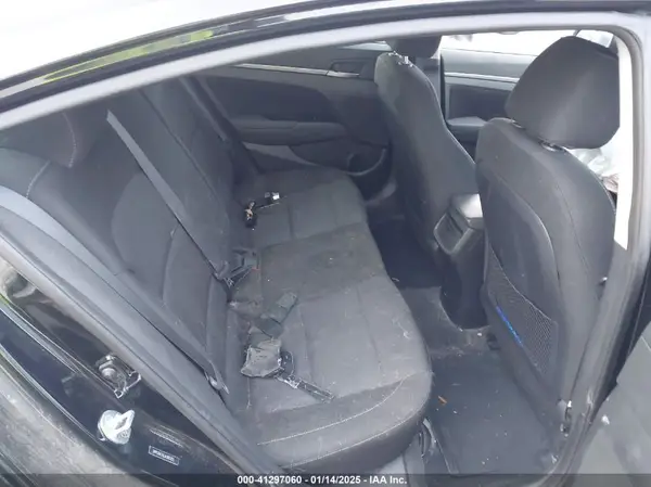 5NPD84LF0JH383105 2018 HYUNDAI ELANTRA - Image 8