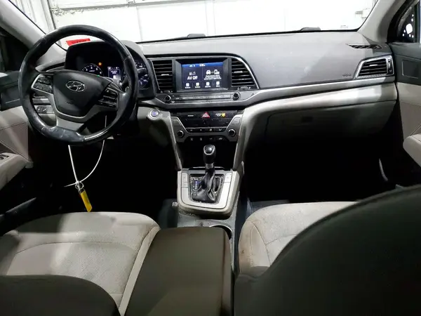 5NPD84LF0JH387302 2018 HYUNDAI ELANTRA - Image 8