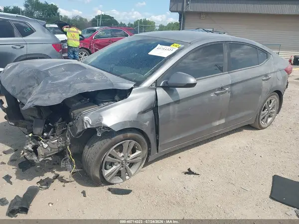 5NPD84LF0JH388661 2018 HYUNDAI ELANTRA - Image 2