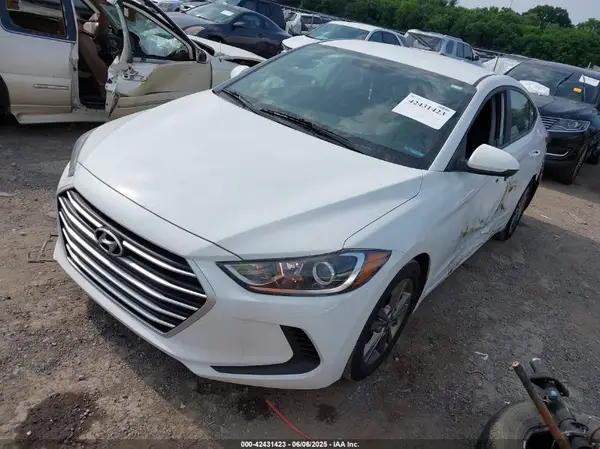 5NPD84LF0JH389938 2018 HYUNDAI ELANTRA - Image 2