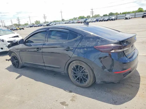 5NPD84LF0JH391463 2018 HYUNDAI ELANTRA - Image 2