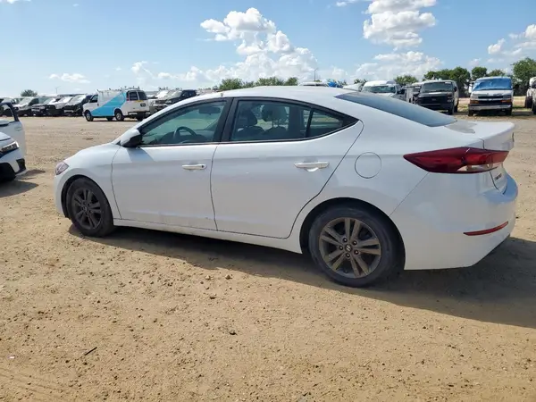 5NPD84LF0JH393231 2018 HYUNDAI ELANTRA - Image 2