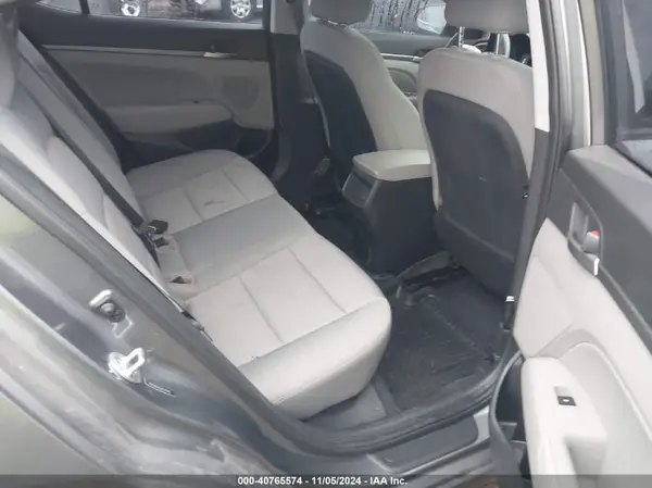 5NPD84LF0JH394542 2018 HYUNDAI ELANTRA - Image 8