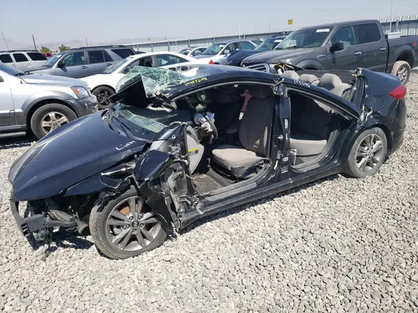 5NPD84LF0JH395920 2018 HYUNDAI ELANTRA - Image 1