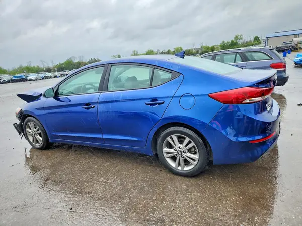 5NPD84LF0JH396002 2018 HYUNDAI ELANTRA - Image 2