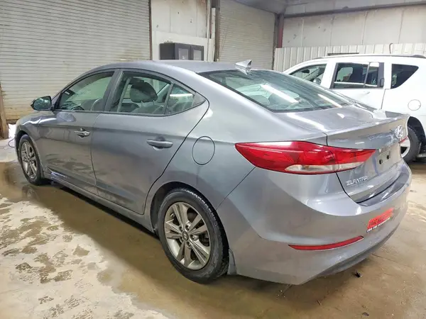 5NPD84LF0JH396078 2018 HYUNDAI ELANTRA - Image 2
