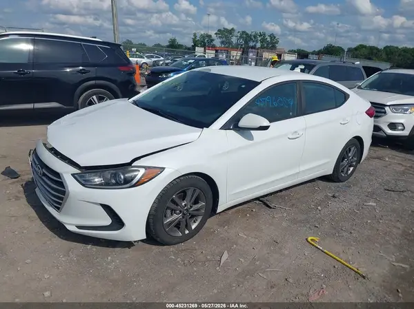 5NPD84LF0JH396193 2018 HYUNDAI ELANTRA - Image 2