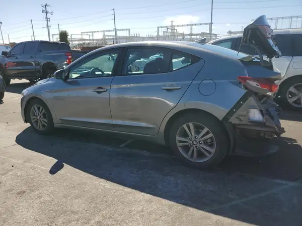 5NPD84LF0JH397652 2018 HYUNDAI ELANTRA - Image 2