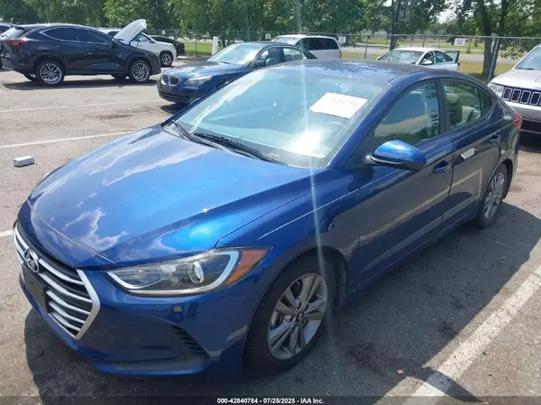 5NPD84LF0JH398526 2018 HYUNDAI ELANTRA - Image 2