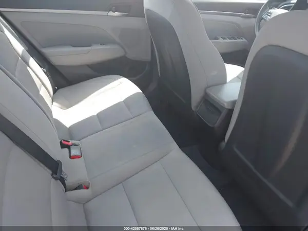 5NPD84LF0JH398834 2018 HYUNDAI ELANTRA - Image 8