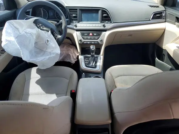 5NPD84LF0JH398901 2018 HYUNDAI ELANTRA - Image 8