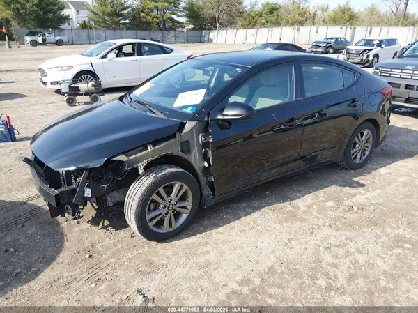 5NPD84LF0JH399529 2018 HYUNDAI ELANTRA - Image 2
