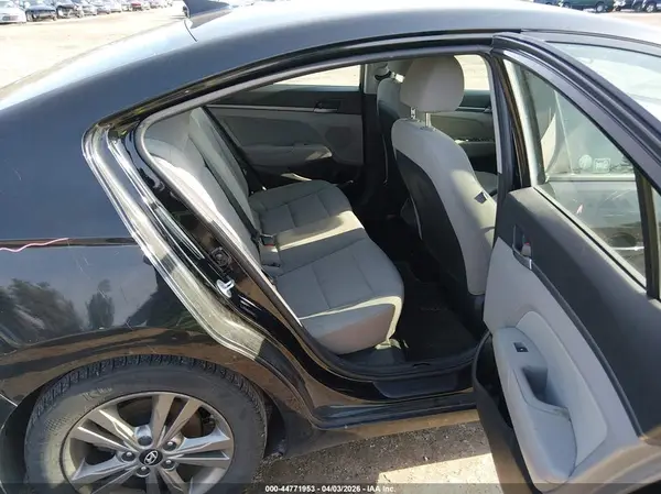 5NPD84LF0JH399529 2018 HYUNDAI ELANTRA - Image 8