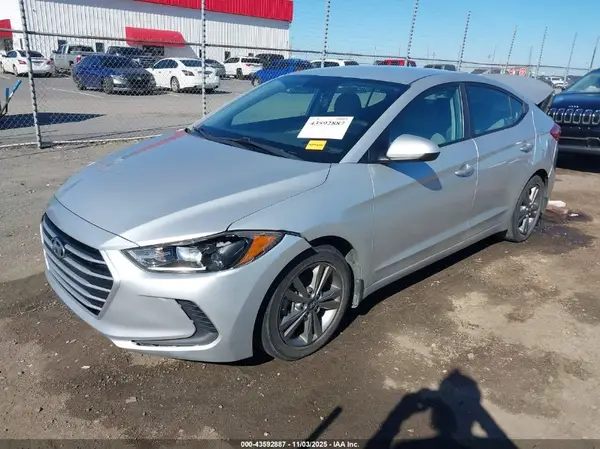 5NPD84LF0JH400436 2018 HYUNDAI ELANTRA - Image 2