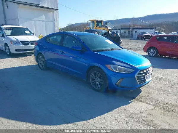 5NPD84LF0JH401800 2018 HYUNDAI ELANTRA - Image 1