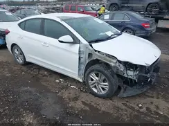 5NPD84LF0KH404827 2019 HYUNDAI ELANTRA