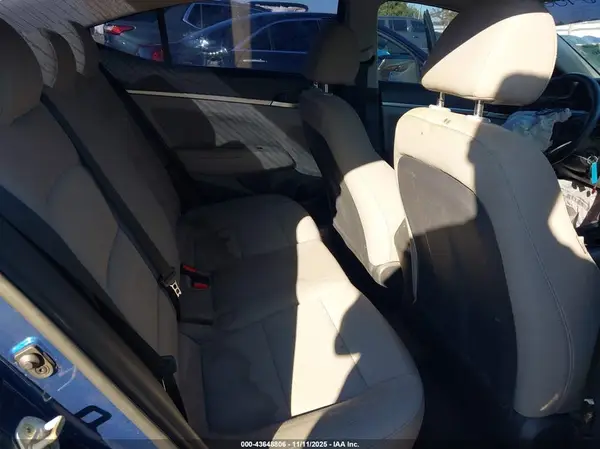 5NPD84LF0KH406321 2019 HYUNDAI ELANTRA - Image 8