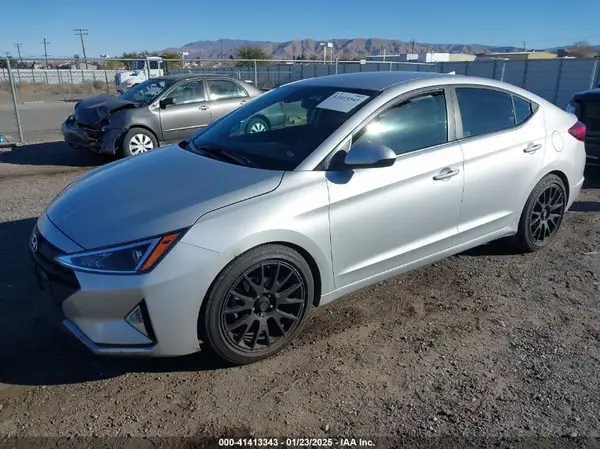 5NPD84LF0KH407551 2019 HYUNDAI ELANTRA - Image 2